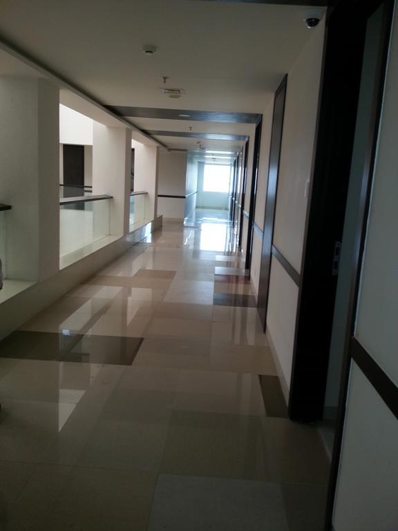 Ambar Sarovar Portico Gandhidham Exterior photo