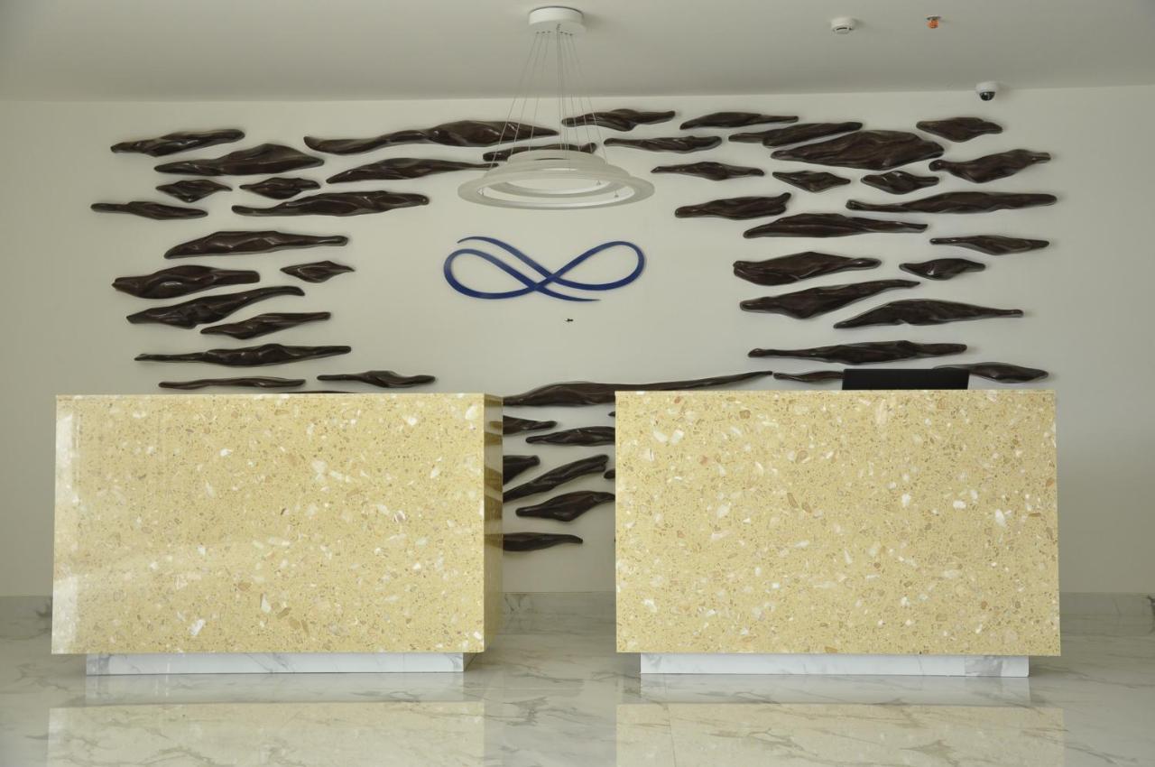 Ambar Sarovar Portico Gandhidham Exterior photo